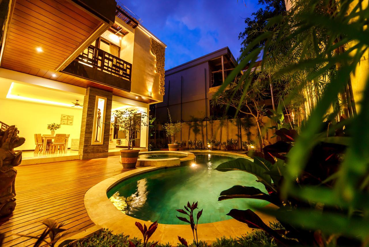 Villa Suzuki 3 Seminyak Buitenkant foto