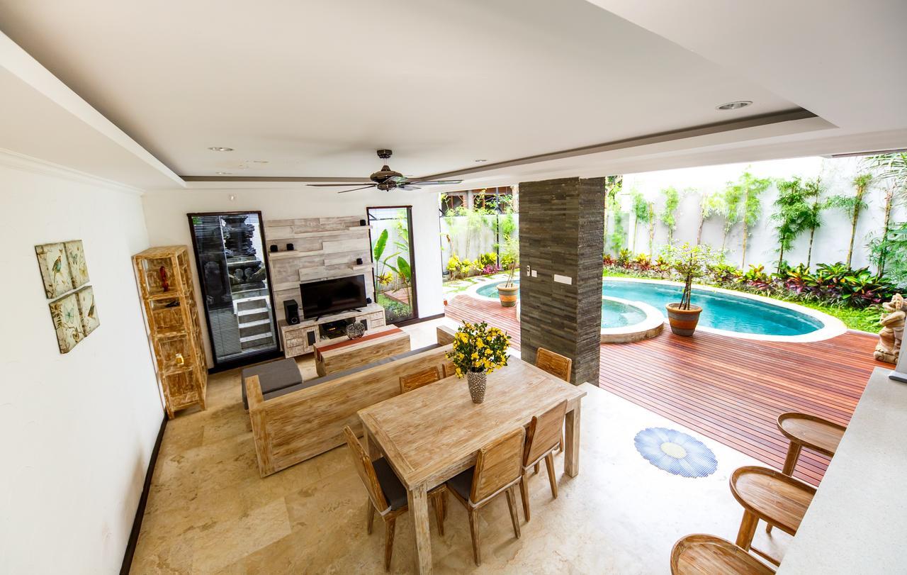 Villa Suzuki 3 Seminyak Buitenkant foto