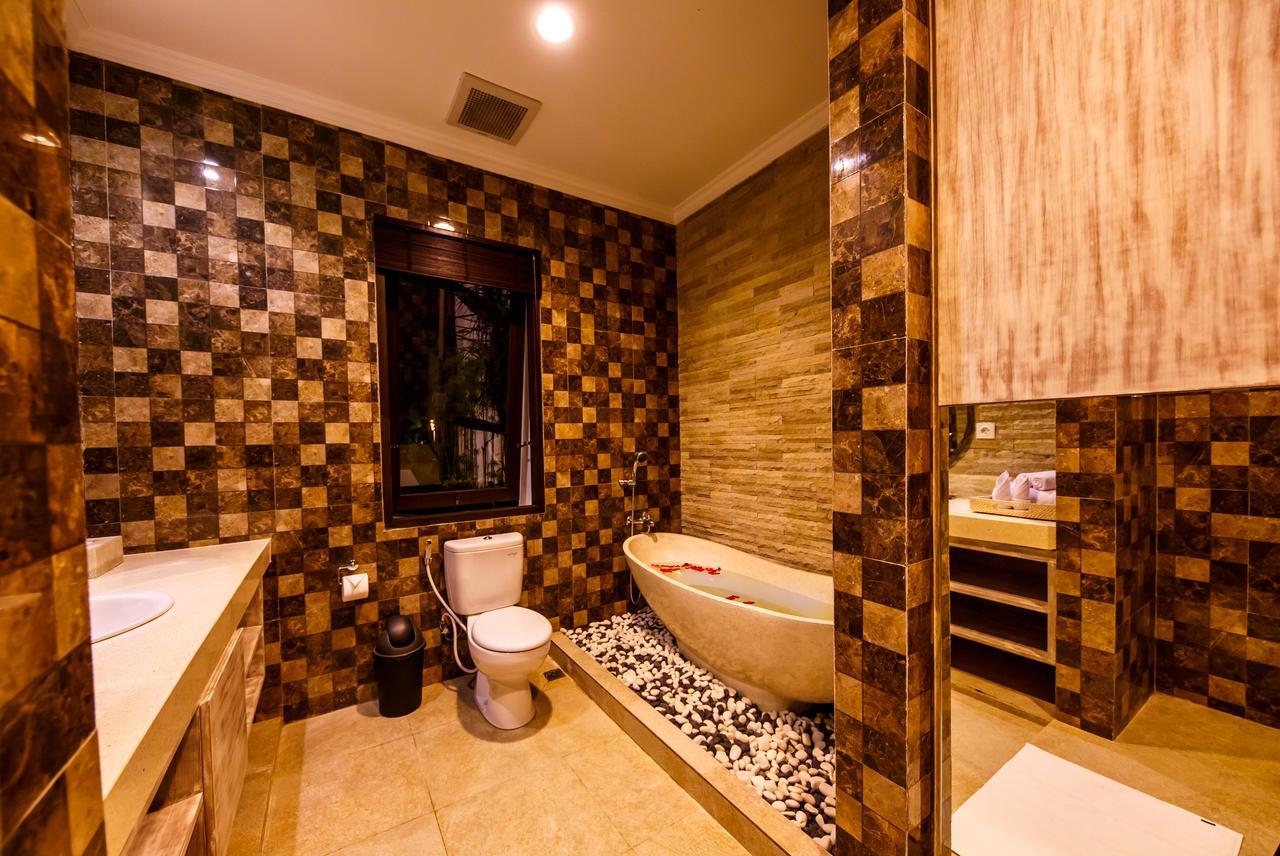 Villa Suzuki 3 Seminyak Buitenkant foto